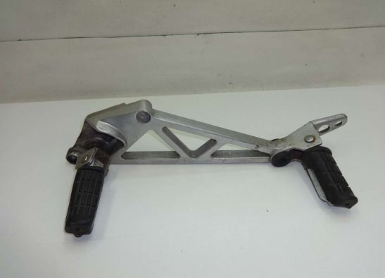 Fussrastetrager vorne links Honda VF 1000 F