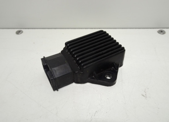 Regulator rectifier  Honda VTR 1000 F
