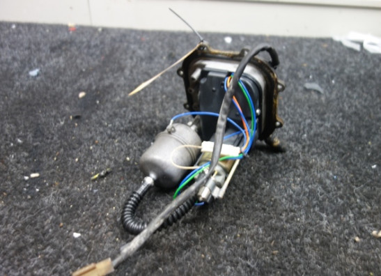 Brandstofpomp Aprilia RSV 1000