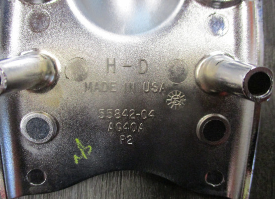 Kroonplaat Harley Davidson XL1200C 1200 Custom