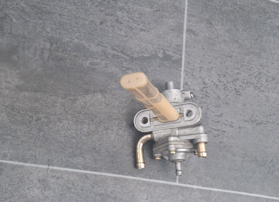 Benzinhahn Suzuki GSX R 1100