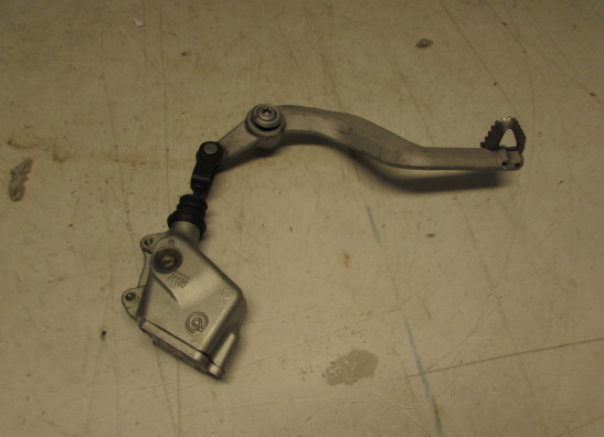 Rempomp achter KTM 990 SM + SMT