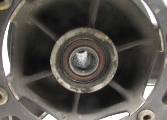 Rear wheel Suzuki GSX F 1100