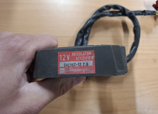 Regulator rectifier  Honda CBR 1000 F