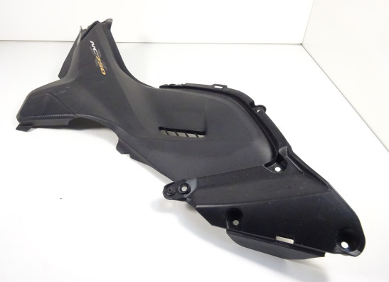 Rechter binnenkuip Honda NC 750 X