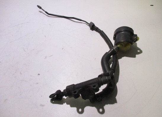 Rempomp achter Honda VTX 1800