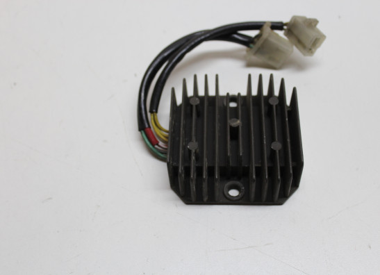 Spanningsregelaar Honda CB 400
