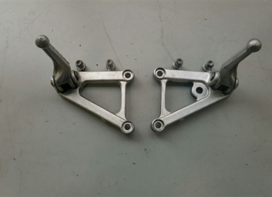 Voetsteun links Aprilia RSV 1000