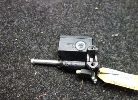Bremszylinder vorne Suzuki GSX S 750
