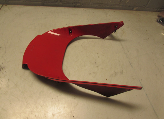 Cowl V shape under Kawasaki GPX 750