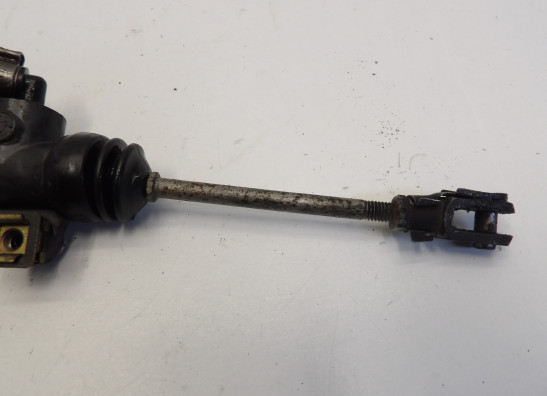 Rempomp achter BMW R 1100 RT