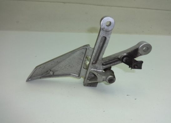 Fussrastetrager vorne links Aprilia RST 1000 Futura