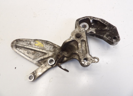 Fussrastetrager vorne rechts Yamaha YZF 750