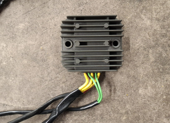 Spanningsregelaar KTM 690 SMC