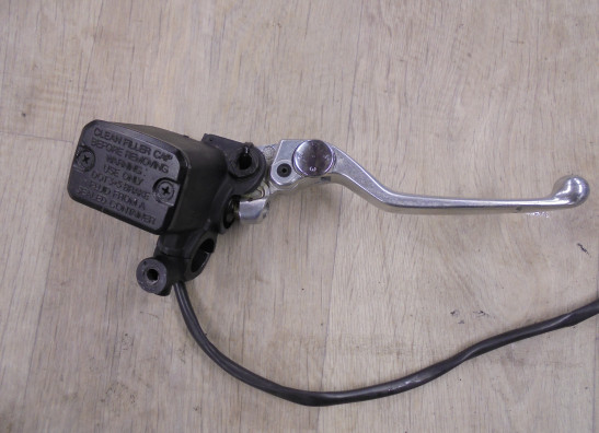 Rempomp Ducati monster 696