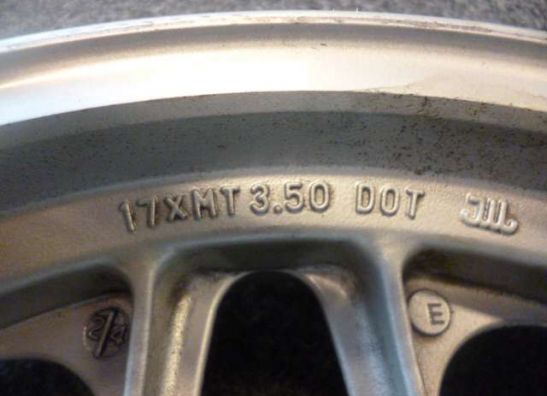 Front Wheel Triumph Trophy 900