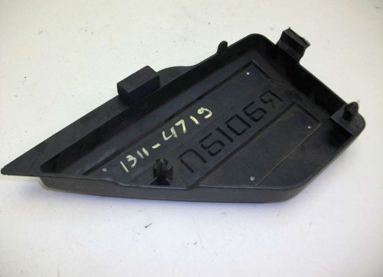 Cowl left small Yamaha YX 600 Radian