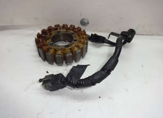 Dynamo Honda VF 400 F