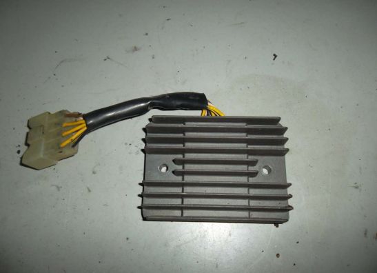 Spanningsregelaar Kawasaki ZX 9 R