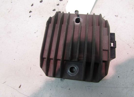 Regulator rectifier  Yamaha FZR 600
