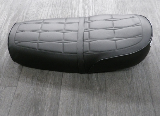 Zadel Suzuki GT 380 1970-2012