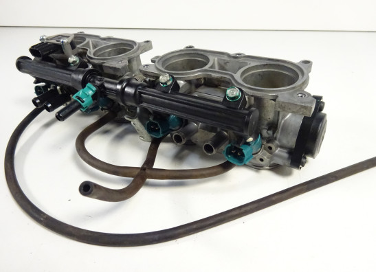 Gasklephuis Honda CBF 1000