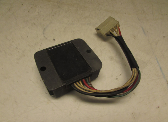 Spanningsregelaar Yamaha FZ 600