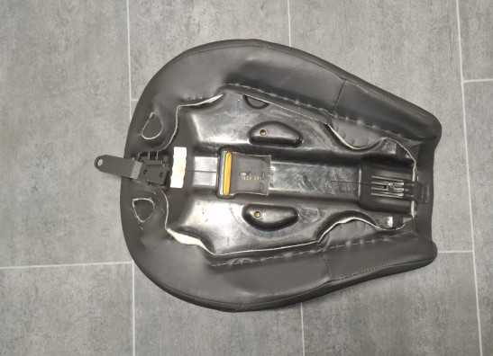 Zadel Harley Davidson FXDB Street Bob