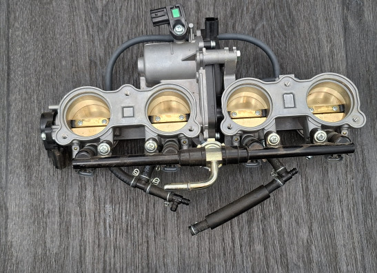 Gasklephuis Yamaha MT 10