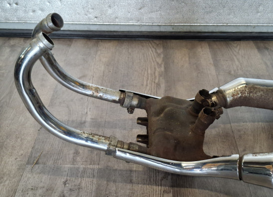 Uitlaat Honda VF 700  750 C Magna