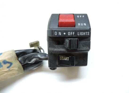 Handlebar switch assy right Suzuki GSX F 1100
