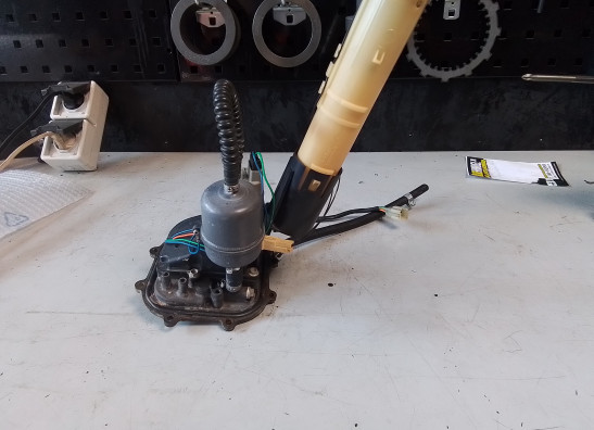 Benzinpumpe Aprilia RST 1000 Futura