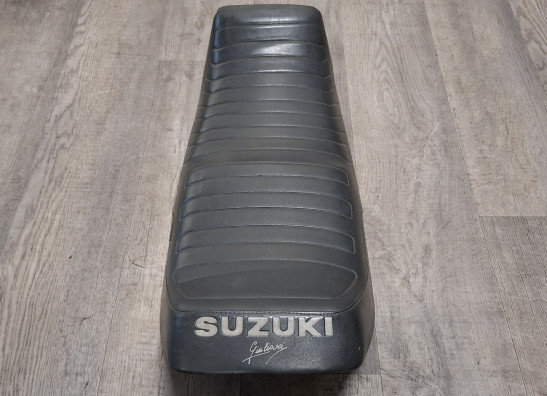 Zadel Suzuki GSX 1100 E