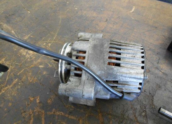 Generator Kawasaki ZXR 750