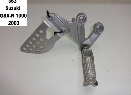 Main step holder right Suzuki GSX R 1000