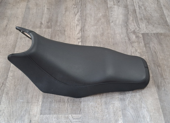 Zadel Yamaha YX 600 Radian