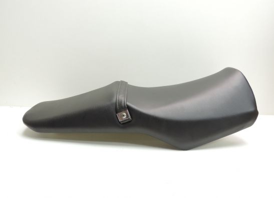 Zadel Yamaha FZ 400 FAZER 