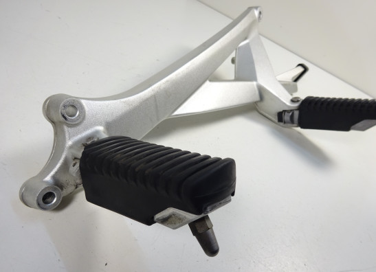 Fussrastetrager vorne links BMW K 1300 GT