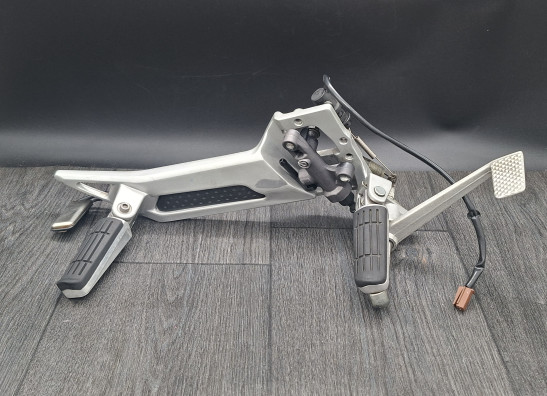 Main step holder right Yamaha FJR 1300