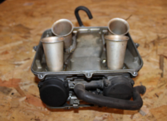 Carburateurset Honda VF 750 C Magna