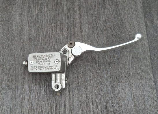 Front brake master cylinder  Suzuki VX 800