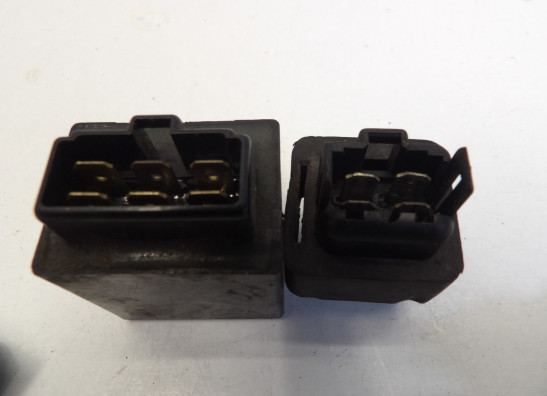 Relais unit Yamaha FZ 750