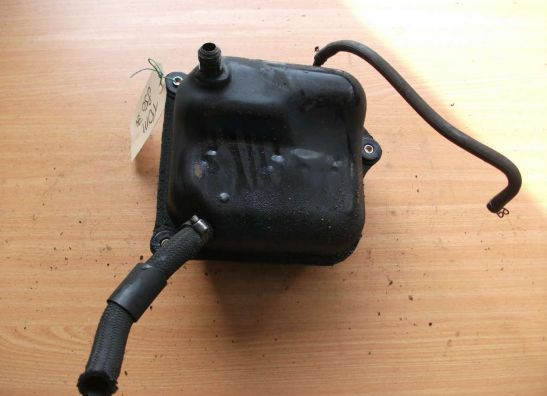 Oil reservoir Yamaha TDM