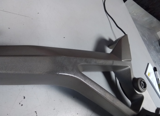 Voetsteun Rechts Aprilia Shiver 750