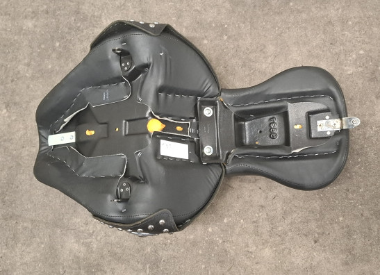 Zadel Harley Davidson FLSTF Fat Boy Lo