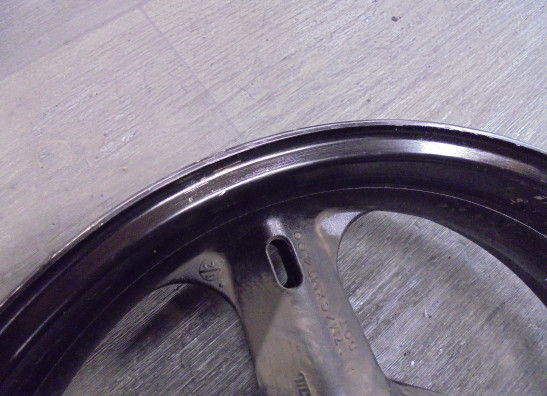 Rear wheel Suzuki DL 1000 V STROM
