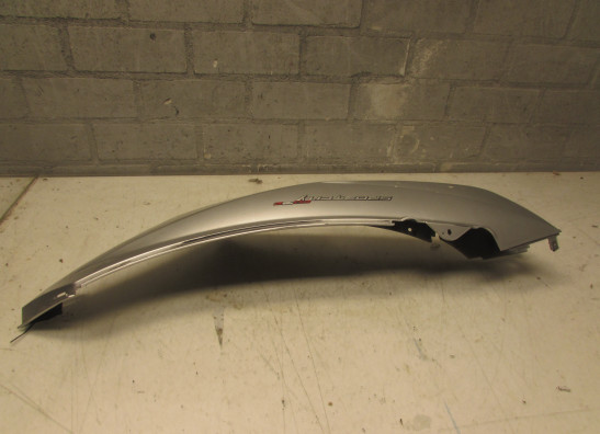 Rechter achterkant Aprilia Sportcity 125