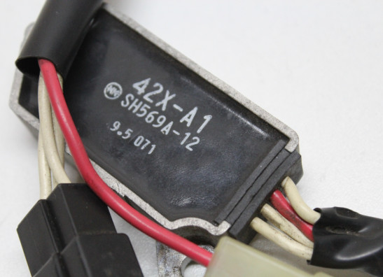 Spanningsregelaar Yamaha V max