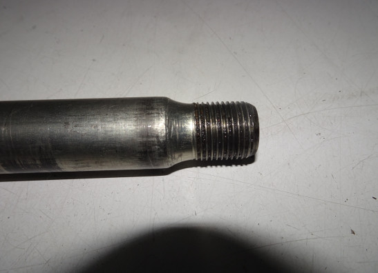 Axle front Yamaha FZ1