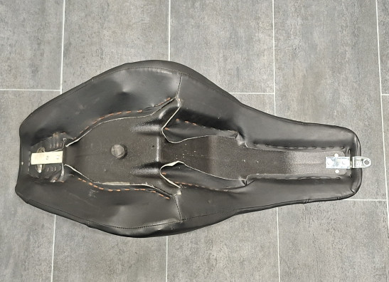 Zadel Harley Davidson FXSTB Night Train